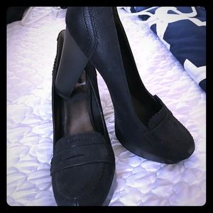 Black work shoes